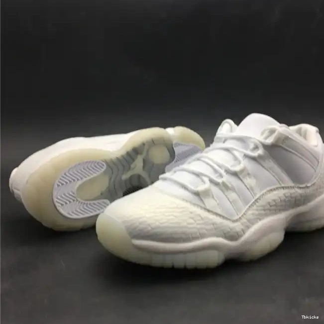 Reps TBK Frost 11 897331-100 Air Jordan Low White Heiress 0421